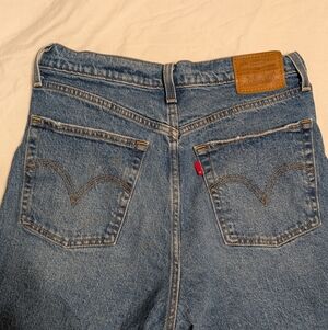 Levi's Premium Ribcage Straight Ankle Jeans Size 30